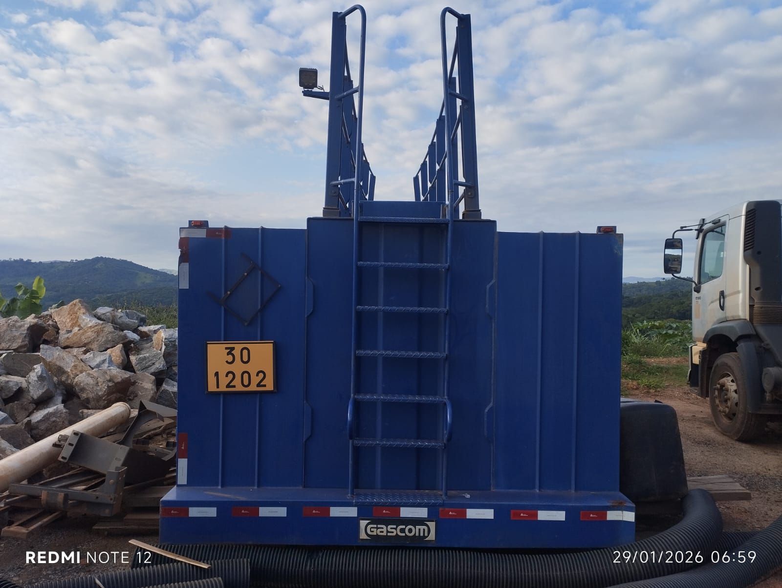 Comboio Gascon com Capacidade de 10.000 Litros de Diesel (S10/S500) - Thumbnail 9